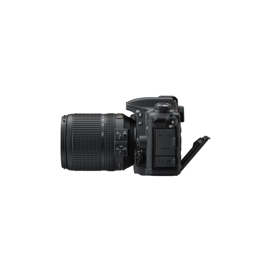 Nikon D7500 DSLR Camera with 18-140mm Lens