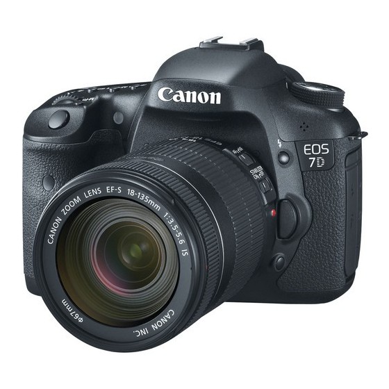 Canon EOS 7D DSLR Camera with 18-135mm Kit