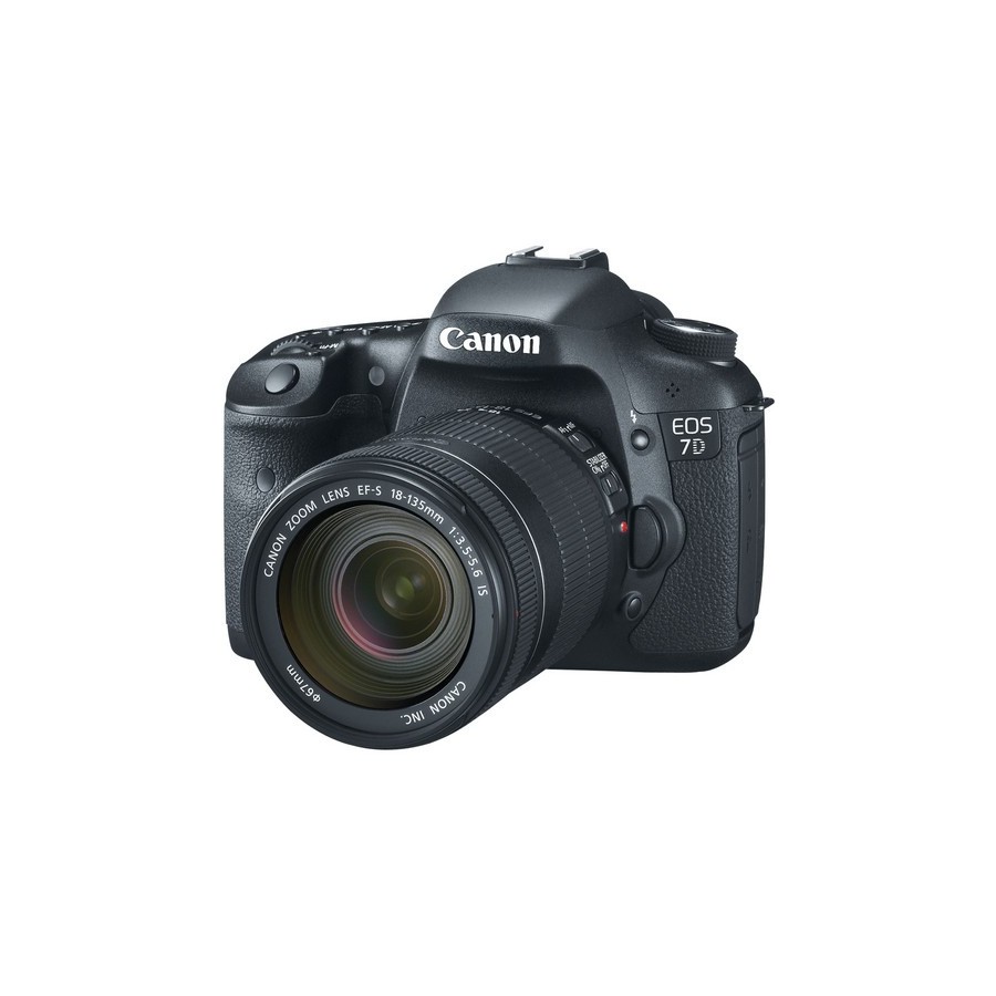 Canon EOS 7D DSLR Camera with 18-135mm Kit